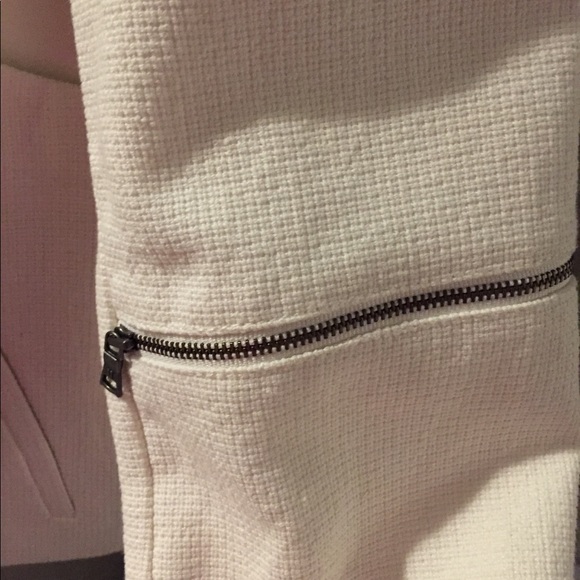 BCBG Jacket - Picture 4 of 6